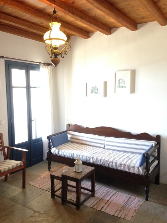 Anemismata Apartment Tinos Bagian luar foto